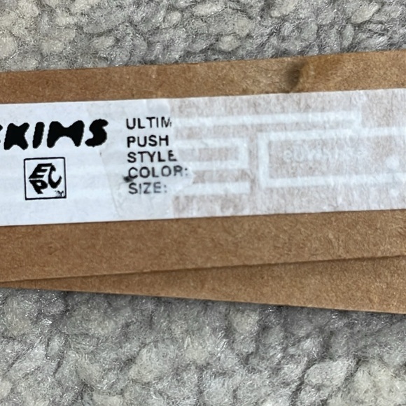 NWT Skims Ultimate Nipple Push Up Plunge Bra Limited Rare Bronze Sz 36C - Picture 8 of 10